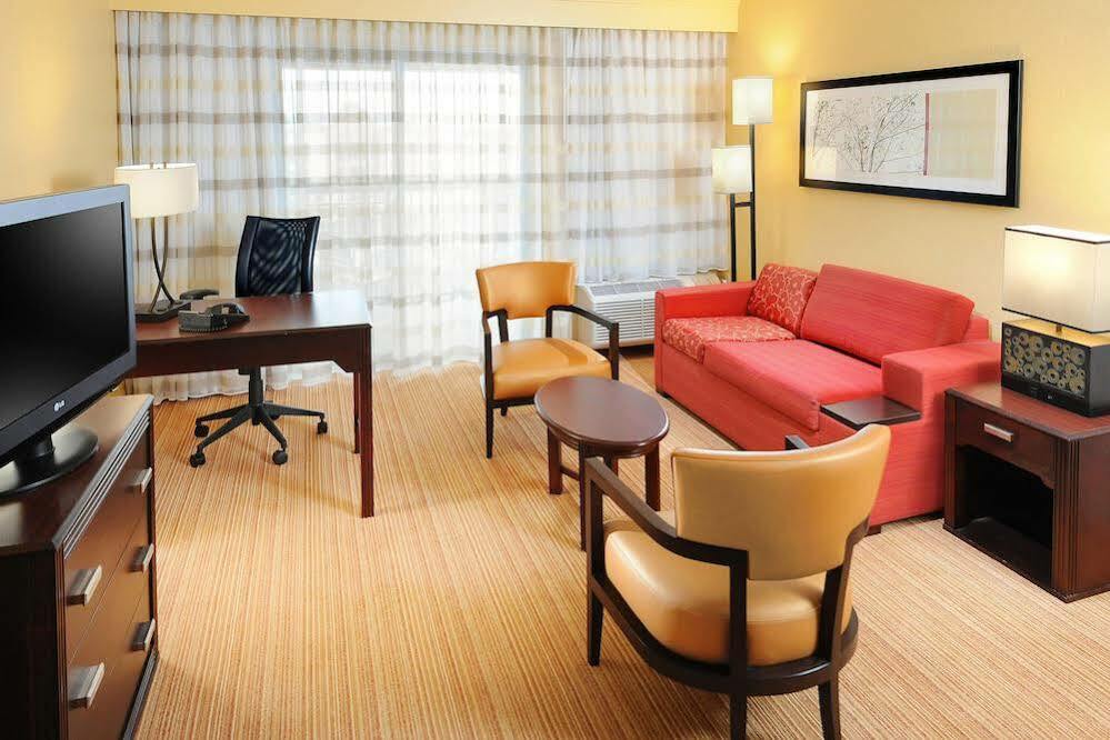 Courtyard By Marriott Oklahoma City Northwest Zewnętrze zdjęcie